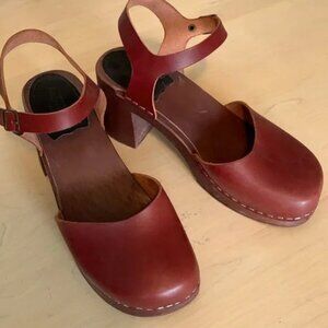 Swedish Hasbeens Oxblood Red Maroon Chunk Heel Mary Jane Clogs 40